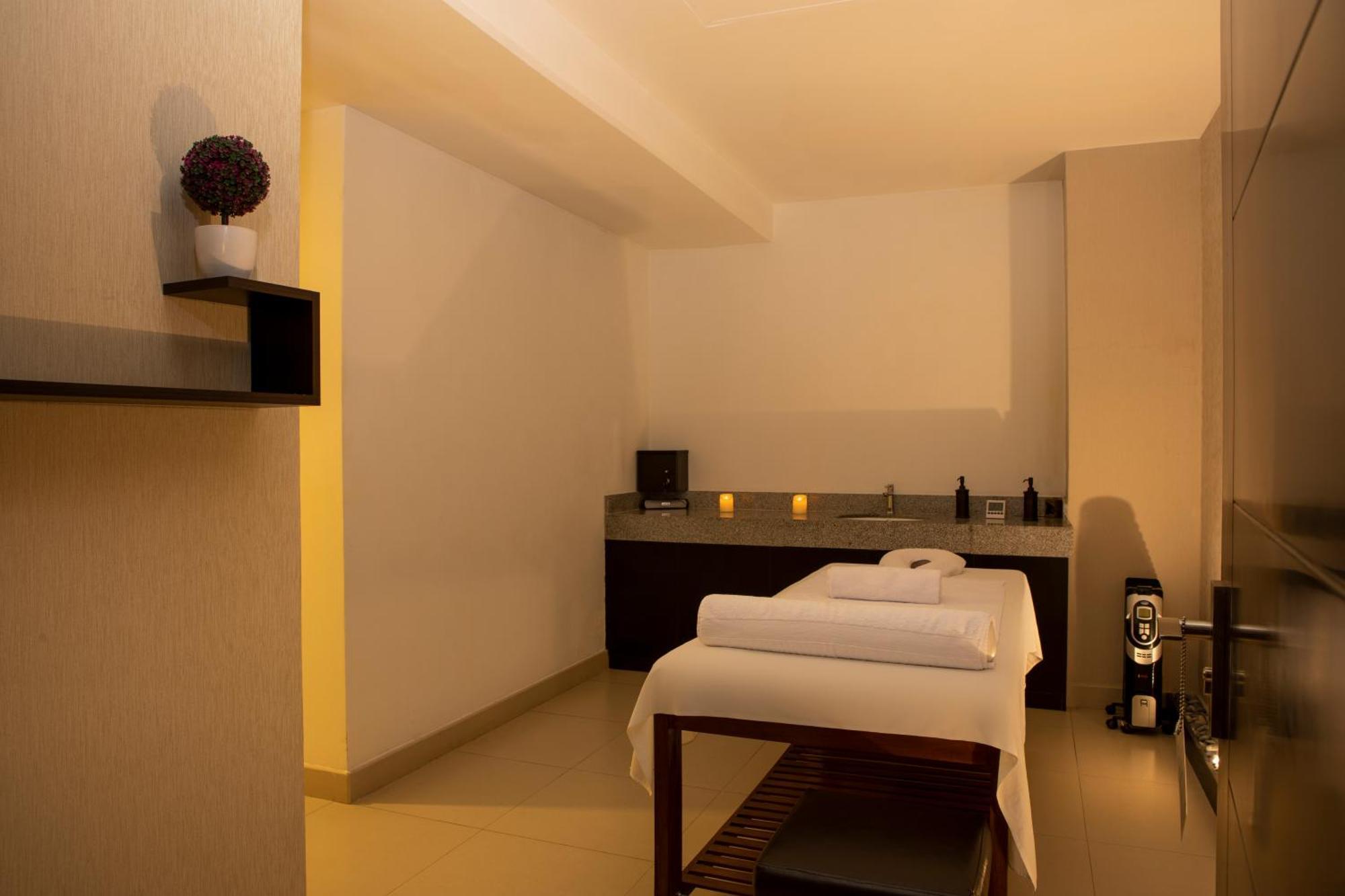 Casa Andina Select Tacna Hotel Exterior photo